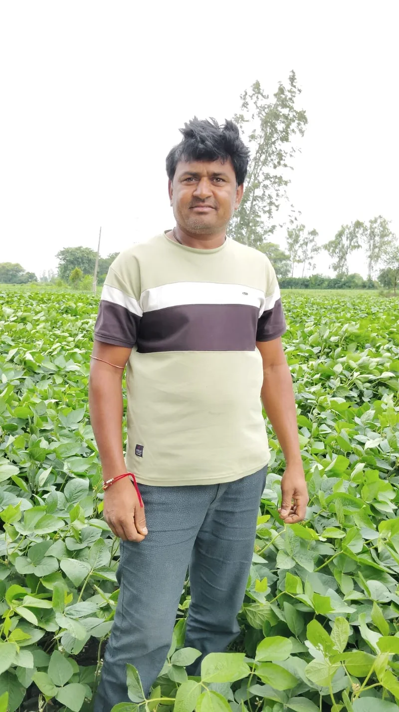 जैविक खेती से बदली किसान दशरथ पाटीदार की राह | केंचुआ खाद से खेत की सेहत सुधरी, सालाना दो लाख रुपये की…